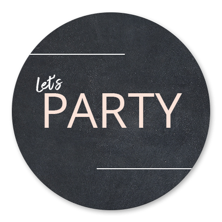 Let's party roze letter op krijt